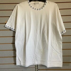 Gotcha Covered Daisy Trim T-Shirt Short Sleeve Crew Neck Top X‎ Large